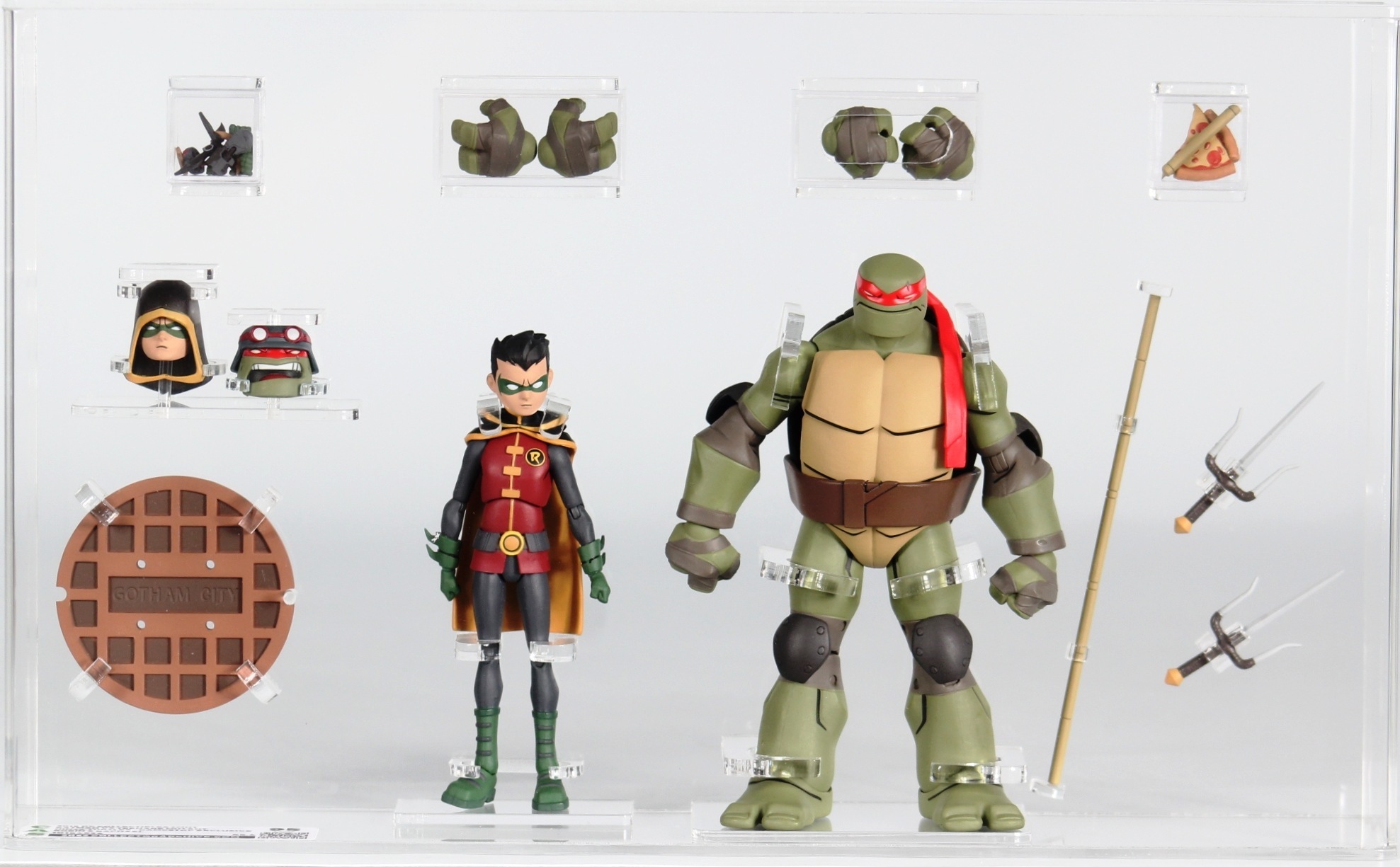 2019 DC Collectibles Batman vs Teenage Mutant Ninja Turtles Loose Action  Figure 2-Pack - Robin & Raphael