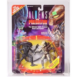 1993 Kenner Aliens vs Predator Carded Action Figure - Warrior