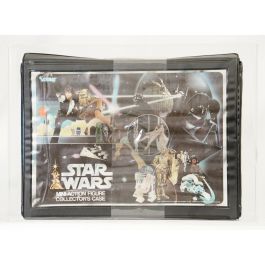 If anyone is still in Tokyo, check out the Star Case store