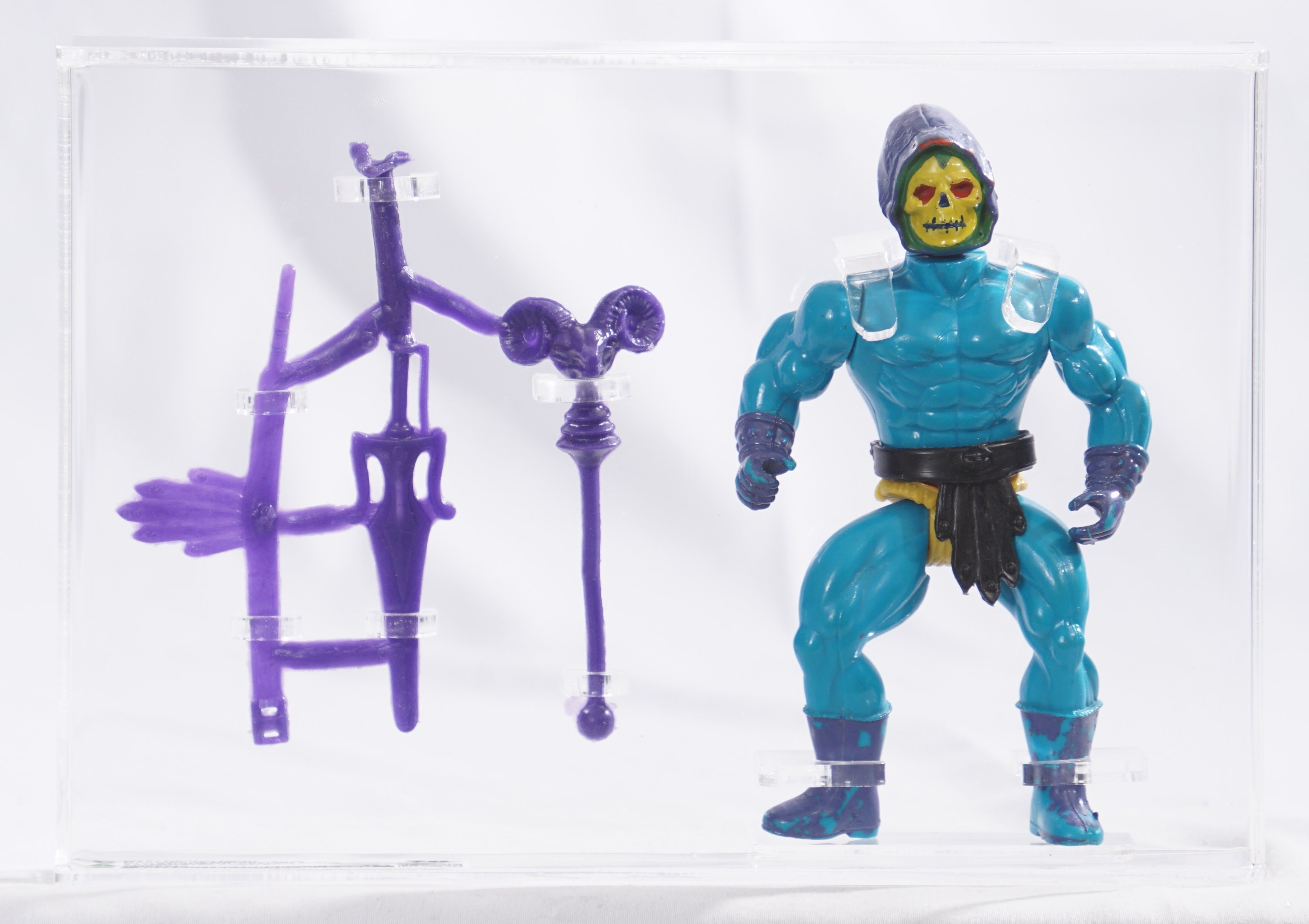 1980s Mexico Bootleg He-Man MOTU Loose Action Figure - He-man with Weapons